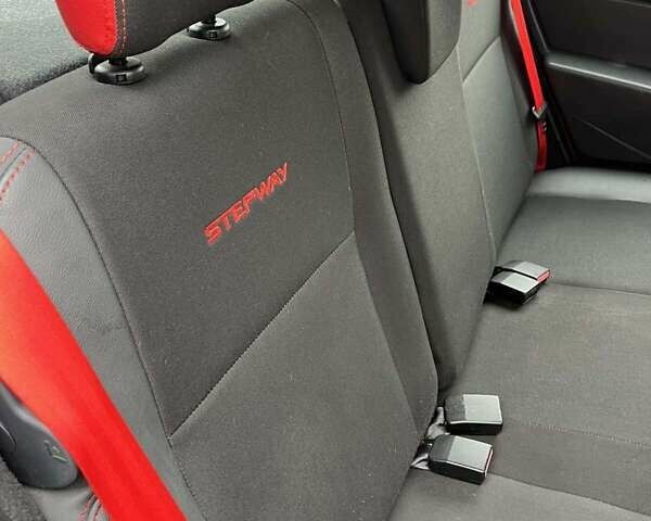 Красный Дачия Sandero StepWay, объемом двигателя 1.6 л и пробегом 117 тыс. км за 6900 $, фото 27 на Automoto.ua