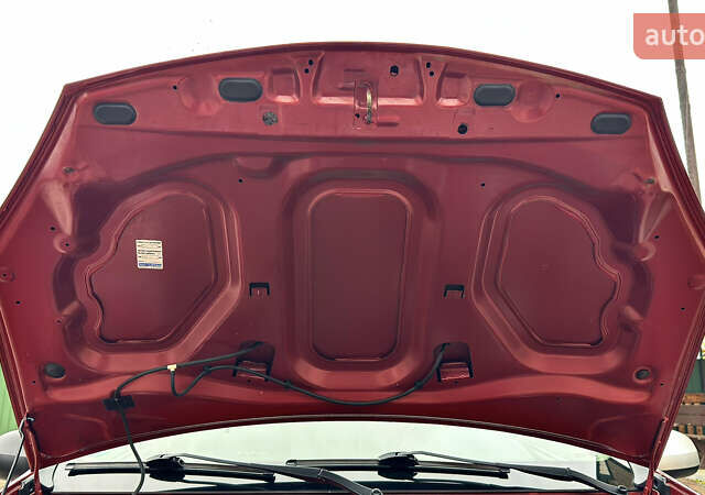 Красный Дачия Sandero StepWay, объемом двигателя 1.6 л и пробегом 115 тыс. км за 7599 $, фото 27 на Automoto.ua