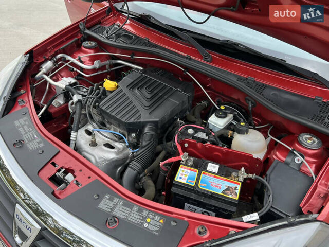 Красный Дачия Sandero StepWay, объемом двигателя 1.6 л и пробегом 139 тыс. км за 7350 $, фото 142 на Automoto.ua
