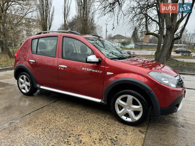 Красный Дачия Sandero StepWay, объемом двигателя 1.6 л и пробегом 185 тыс. км за 7350 $, фото 11 на Automoto.ua