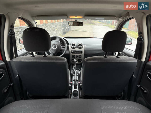 Красный Дачия Sandero StepWay, объемом двигателя 1.6 л и пробегом 163 тыс. км за 6950 $, фото 63 на Automoto.ua