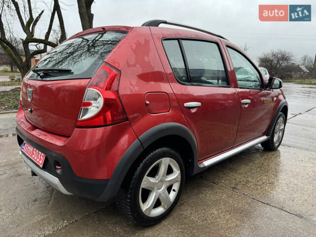 Красный Дачия Sandero StepWay, объемом двигателя 1.6 л и пробегом 185 тыс. км за 7350 $, фото 7 на Automoto.ua