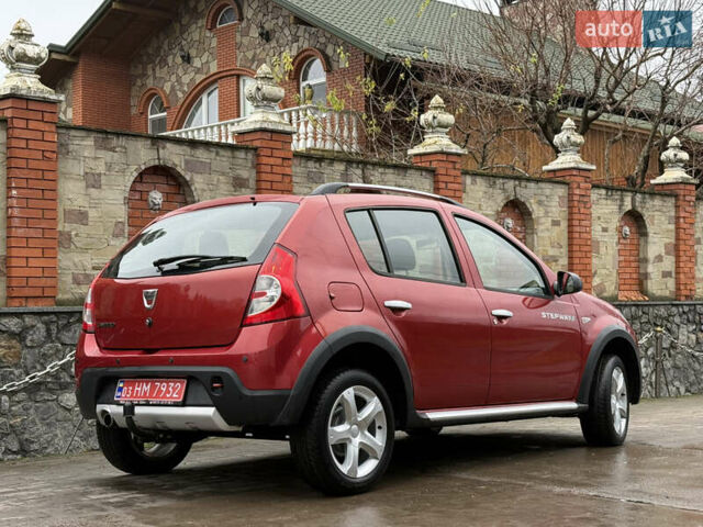 Красный Дачия Sandero StepWay, объемом двигателя 1.6 л и пробегом 163 тыс. км за 6950 $, фото 24 на Automoto.ua
