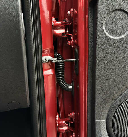 Красный Дачия Sandero StepWay, объемом двигателя 1.6 л и пробегом 115 тыс. км за 7599 $, фото 76 на Automoto.ua