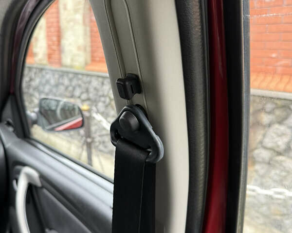 Красный Дачия Sandero StepWay, объемом двигателя 1.6 л и пробегом 163 тыс. км за 6950 $, фото 98 на Automoto.ua