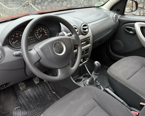 Красный Дачия Sandero StepWay, объемом двигателя 1.6 л и пробегом 163 тыс. км за 6950 $, фото 28 на Automoto.ua