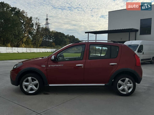 Красный Дачия Sandero StepWay, объемом двигателя 1.6 л и пробегом 139 тыс. км за 7350 $, фото 9 на Automoto.ua