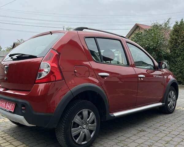 Красный Дачия Sandero StepWay, объемом двигателя 1.6 л и пробегом 117 тыс. км за 6900 $, фото 41 на Automoto.ua