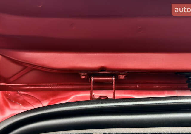 Красный Дачия Sandero StepWay, объемом двигателя 1.6 л и пробегом 115 тыс. км за 7599 $, фото 20 на Automoto.ua