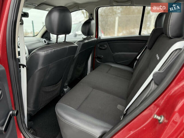 Красный Дачия Sandero StepWay, объемом двигателя 1.6 л и пробегом 162 тыс. км за 6950 $, фото 14 на Automoto.ua