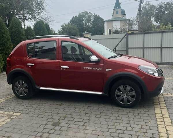 Красный Дачия Sandero StepWay, объемом двигателя 1.6 л и пробегом 117 тыс. км за 6900 $, фото 9 на Automoto.ua