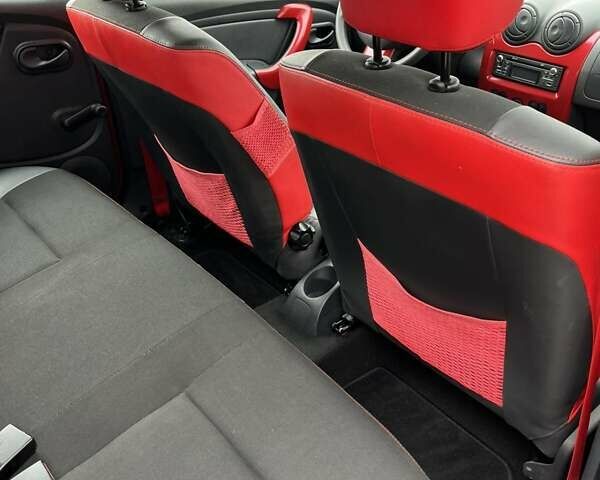 Красный Дачия Sandero StepWay, объемом двигателя 1.6 л и пробегом 117 тыс. км за 6900 $, фото 29 на Automoto.ua