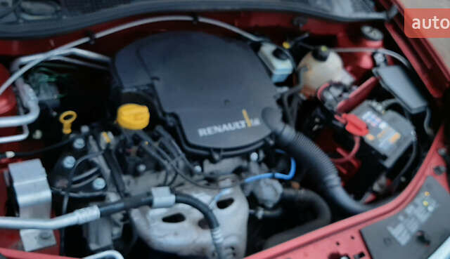 Красный Дачия Sandero StepWay, объемом двигателя 1.6 л и пробегом 183 тыс. км за 6850 $, фото 65 на Automoto.ua