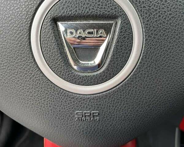 Красный Дачия Sandero StepWay, объемом двигателя 1.6 л и пробегом 117 тыс. км за 6900 $, фото 12 на Automoto.ua