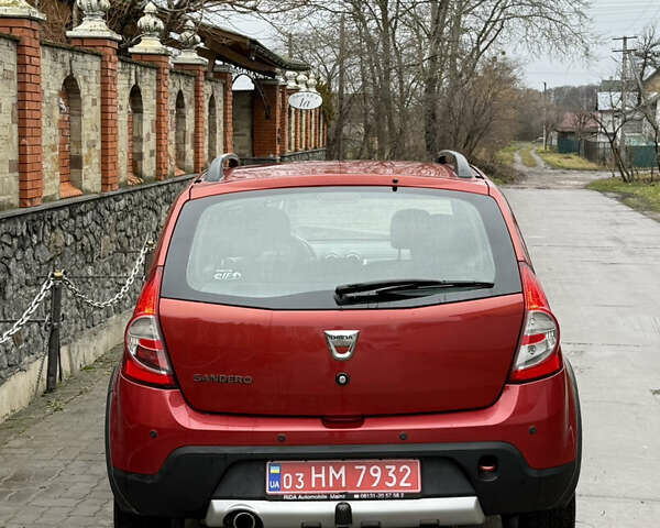 Красный Дачия Sandero StepWay, объемом двигателя 1.6 л и пробегом 163 тыс. км за 6950 $, фото 26 на Automoto.ua