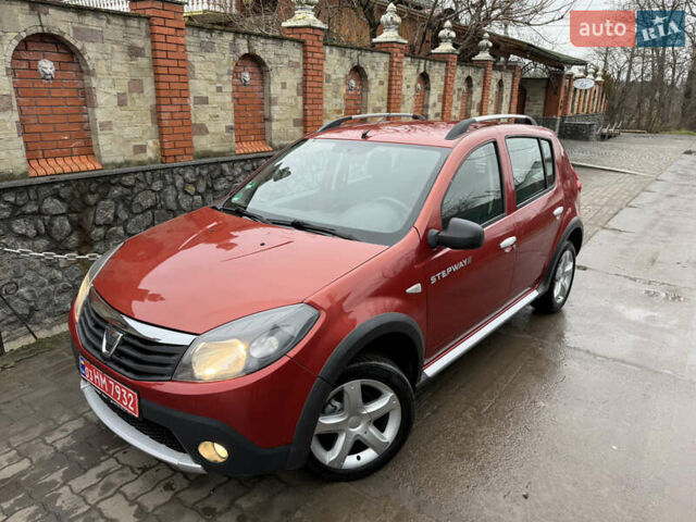 Красный Дачия Sandero StepWay, объемом двигателя 1.6 л и пробегом 163 тыс. км за 6950 $, фото 8 на Automoto.ua