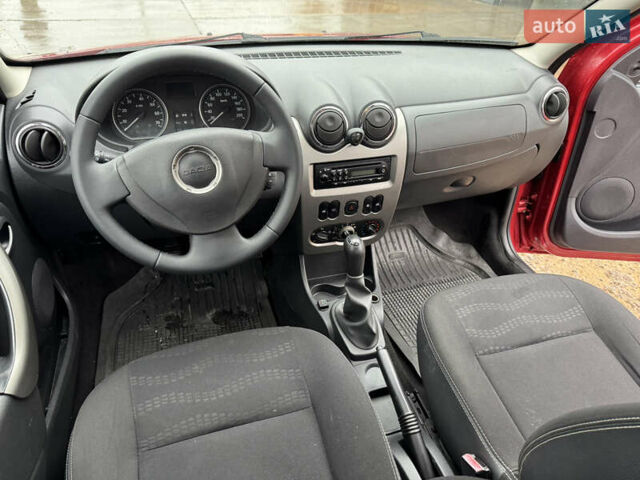 Красный Дачия Sandero StepWay, объемом двигателя 1.6 л и пробегом 185 тыс. км за 7350 $, фото 21 на Automoto.ua