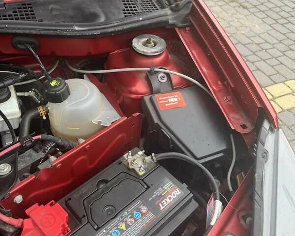 Красный Дачия Sandero StepWay, объемом двигателя 1.6 л и пробегом 117 тыс. км за 6900 $, фото 21 на Automoto.ua