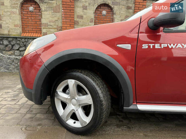 Красный Дачия Sandero StepWay, объемом двигателя 1.6 л и пробегом 163 тыс. км за 6950 $, фото 95 на Automoto.ua