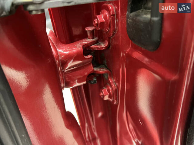 Красный Дачия Sandero StepWay, объемом двигателя 1.6 л и пробегом 139 тыс. км за 7350 $, фото 112 на Automoto.ua