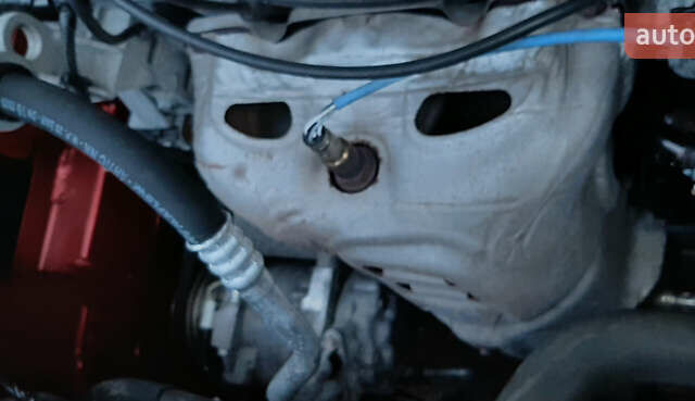 Красный Дачия Sandero StepWay, объемом двигателя 1.6 л и пробегом 183 тыс. км за 6850 $, фото 70 на Automoto.ua