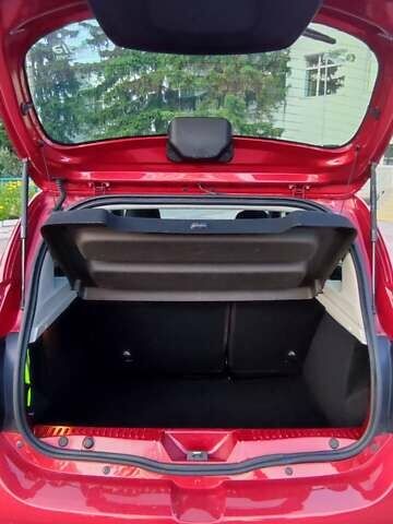 Красный Дачия Sandero StepWay, объемом двигателя 1.5 л и пробегом 216 тыс. км за 7450 $, фото 48 на Automoto.ua