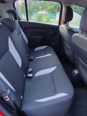 Красный Дачия Sandero StepWay, объемом двигателя 1.5 л и пробегом 216 тыс. км за 7350 $, фото 44 на Automoto.ua