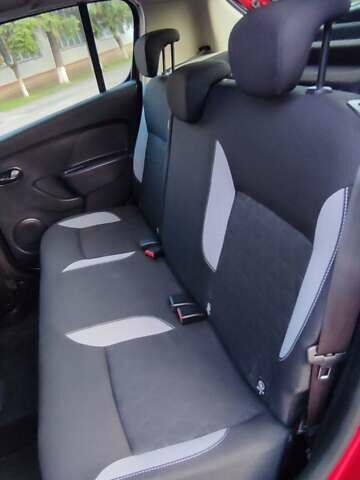 Красный Дачия Sandero StepWay, объемом двигателя 1.5 л и пробегом 216 тыс. км за 7450 $, фото 41 на Automoto.ua