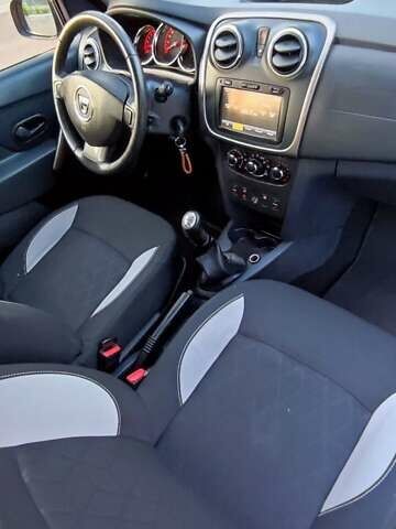 Красный Дачия Sandero StepWay, объемом двигателя 1.5 л и пробегом 216 тыс. км за 7450 $, фото 32 на Automoto.ua