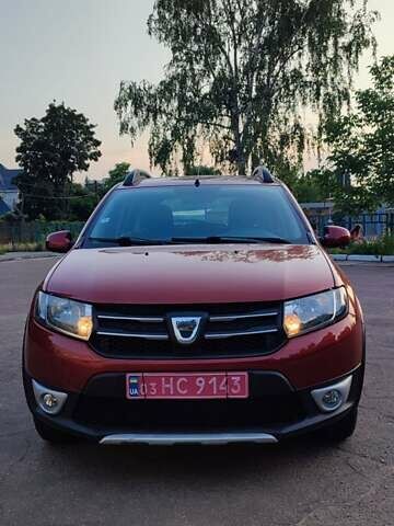 Красный Дачия Sandero StepWay, объемом двигателя 1.5 л и пробегом 216 тыс. км за 7350 $, фото 4 на Automoto.ua
