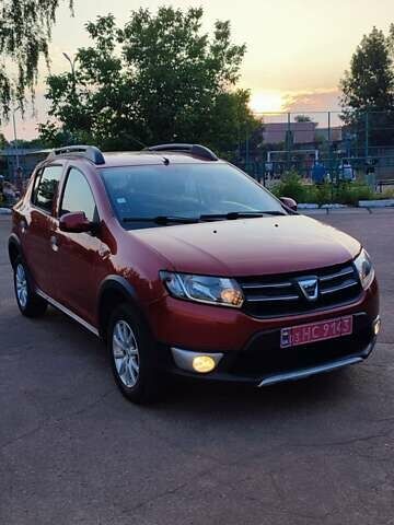 Красный Дачия Sandero StepWay, объемом двигателя 1.5 л и пробегом 216 тыс. км за 7350 $, фото 6 на Automoto.ua