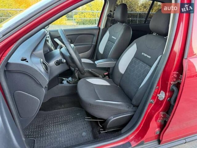 Червоний Дачія Sandero StepWay, об'ємом двигуна 1.46 л та пробігом 90 тис. км за 8850 $, фото 32 на Automoto.ua