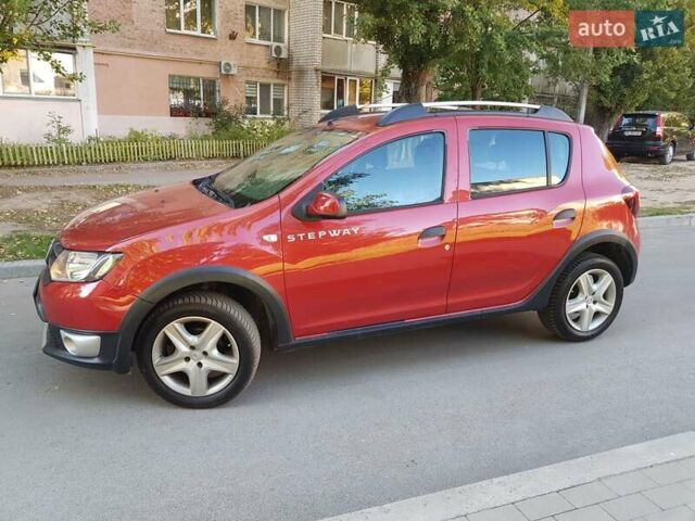 Красный Дачия Sandero StepWay, объемом двигателя 0 л и пробегом 174 тыс. км за 7555 $, фото 1 на Automoto.ua
