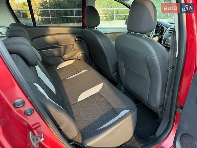 Червоний Дачія Sandero StepWay, об'ємом двигуна 1.46 л та пробігом 90 тис. км за 8850 $, фото 24 на Automoto.ua