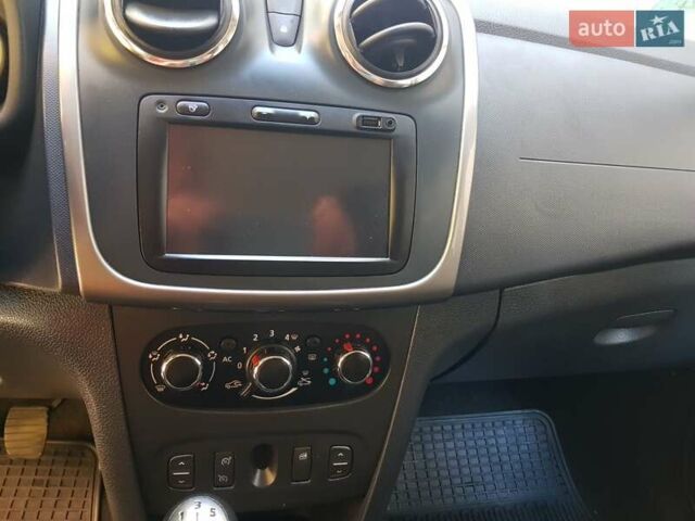 Красный Дачия Sandero StepWay, объемом двигателя 0 л и пробегом 174 тыс. км за 7555 $, фото 23 на Automoto.ua