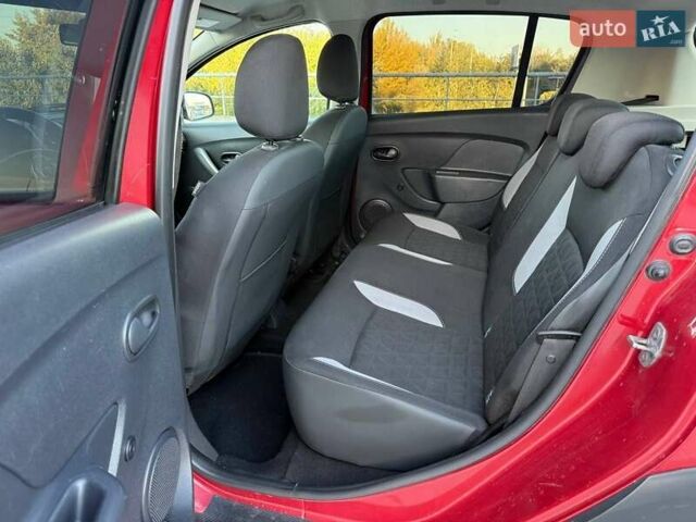 Червоний Дачія Sandero StepWay, об'ємом двигуна 1.46 л та пробігом 90 тис. км за 8850 $, фото 21 на Automoto.ua