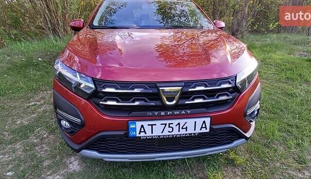 Червоний Дачія Sandero StepWay, об'ємом двигуна 1 л та пробігом 28 тис. км за 12200 $, фото 10 на Automoto.ua