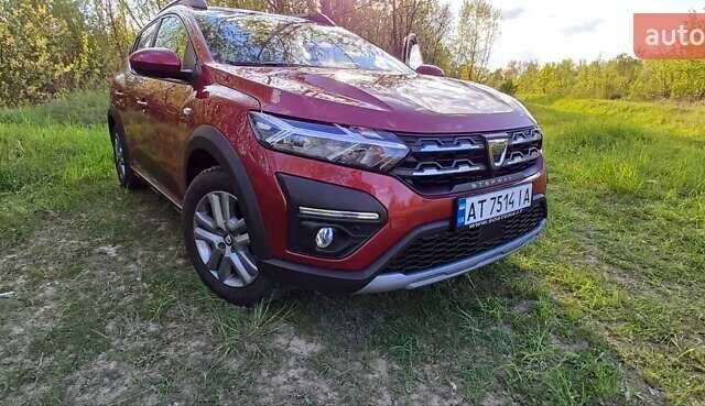 Красный Дачия Sandero StepWay, объемом двигателя 1 л и пробегом 26 тыс. км за 13150 $, фото 7 на Automoto.ua
