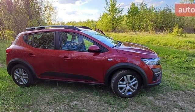 Красный Дачия Sandero StepWay, объемом двигателя 1 л и пробегом 26 тыс. км за 13150 $, фото 8 на Automoto.ua