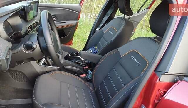 Красный Дачия Sandero StepWay, объемом двигателя 1 л и пробегом 26 тыс. км за 13150 $, фото 27 на Automoto.ua