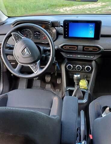 Червоний Дачія Sandero StepWay, об'ємом двигуна 1 л та пробігом 28 тис. км за 12200 $, фото 26 на Automoto.ua