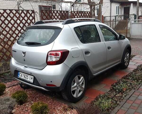 Дачія Sandero StepWay, об'ємом двигуна 1.5 л та пробігом 109 тис. км за 8450 $, фото 6 на Automoto.ua