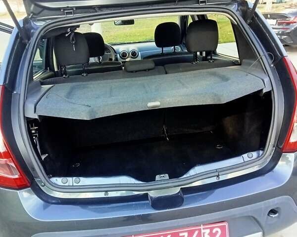 Дачия Sandero StepWay, объемом двигателя 1.6 л и пробегом 172 тыс. км за 6500 $, фото 26 на Automoto.ua