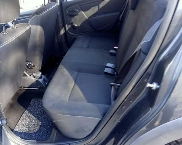 Дачия Sandero StepWay, объемом двигателя 1.6 л и пробегом 172 тыс. км за 6500 $, фото 13 на Automoto.ua