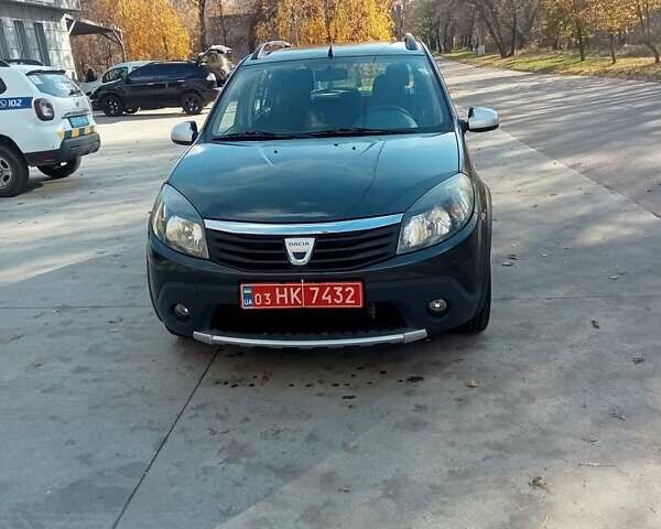 Дачия Sandero StepWay, объемом двигателя 1.6 л и пробегом 172 тыс. км за 6500 $, фото 4 на Automoto.ua