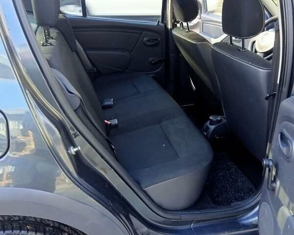 Дачия Sandero StepWay, объемом двигателя 1.6 л и пробегом 172 тыс. км за 6500 $, фото 16 на Automoto.ua