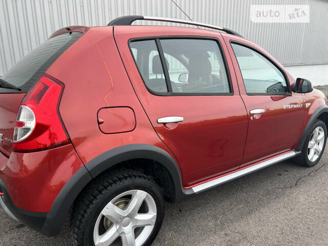 Дачия Sandero StepWay, объемом двигателя 1.6 л и пробегом 131 тыс. км за 6900 $, фото 10 на Automoto.ua