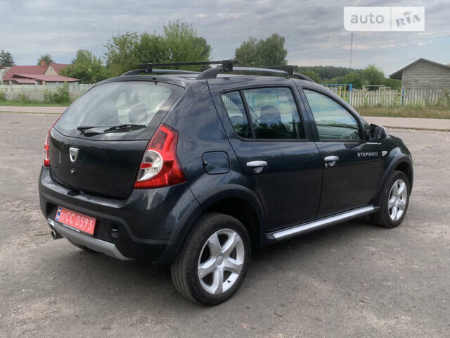 Дачия Sandero StepWay, объемом двигателя 1.6 л и пробегом 185 тыс. км за 5900 $, фото 17 на Automoto.ua