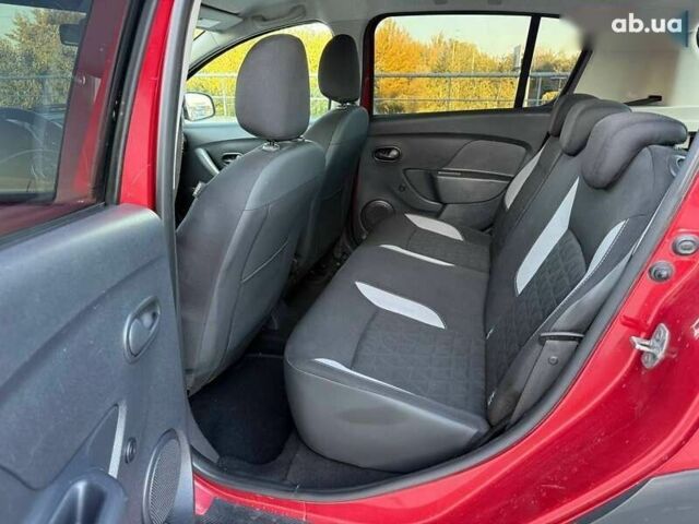 Дачия Sandero StepWay 2014 в Киеве на Automoto.ua Дачия Sandero StepWay, объемом двигателя 1.5 л и пробегом 90 тыс. км за 8850 $, фото 22 на Automoto.ua