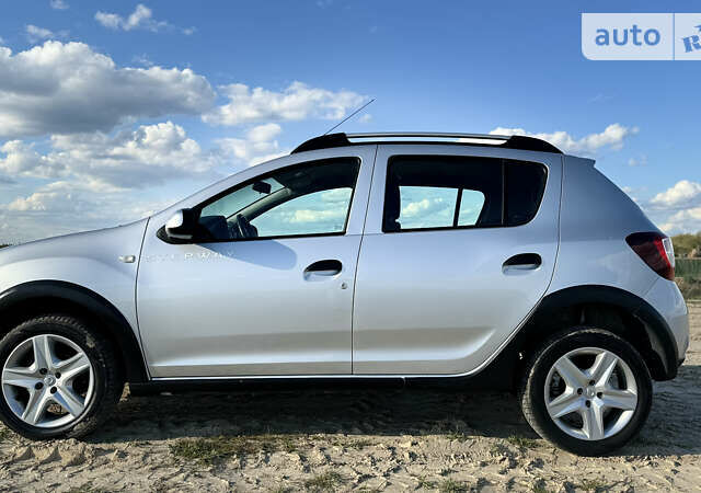 Дачия Sandero StepWay, объемом двигателя 1.5 л и пробегом 116 тыс. км за 8700 $, фото 10 на Automoto.ua